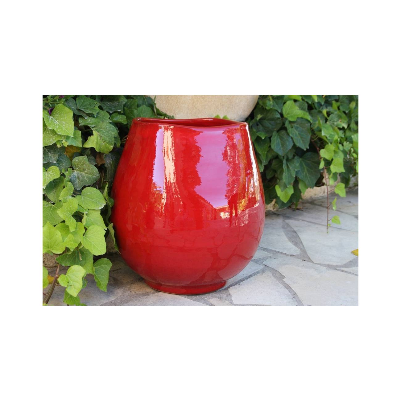 Vase forme goutte rebord asymétrique effet dentelle Maé rouge et marron Bois de Santal