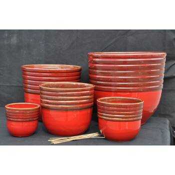 Pot haut en forme de U large rebord strié Massaya rouge et marron Bois de Santal