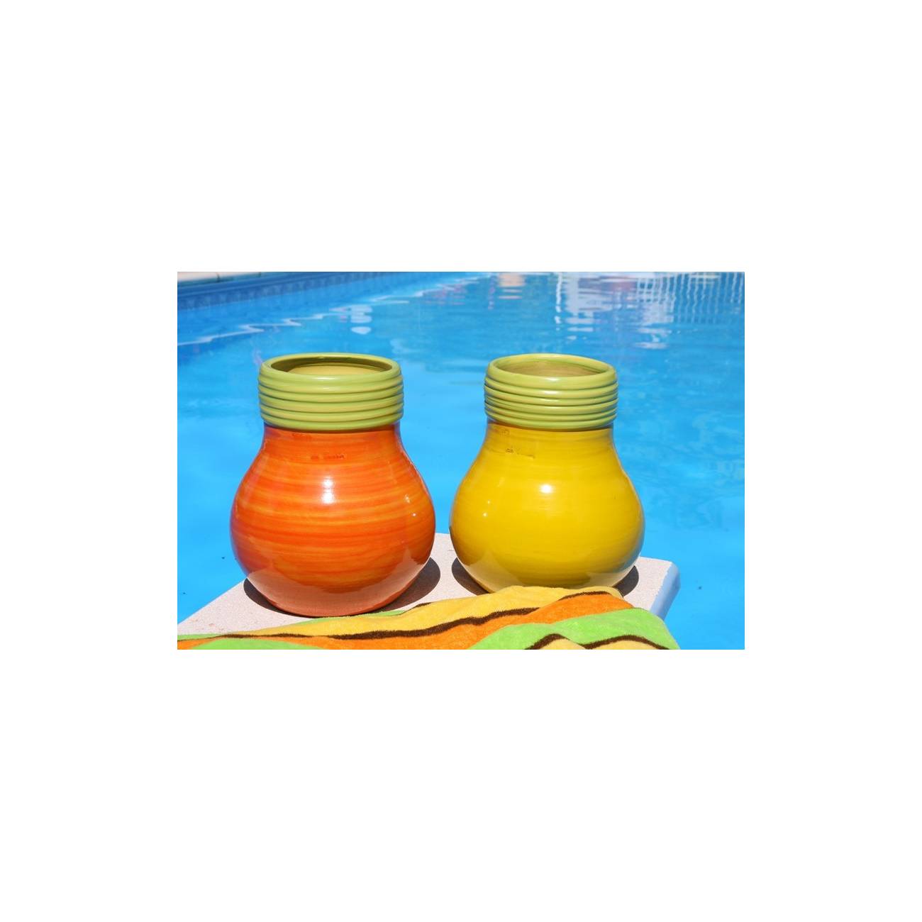 Pot déco large col étroit et strié forme Ampoule Jaune Vert Peps Pot déco large col étroit et strié forme Ampoule Jaune Vert Peps