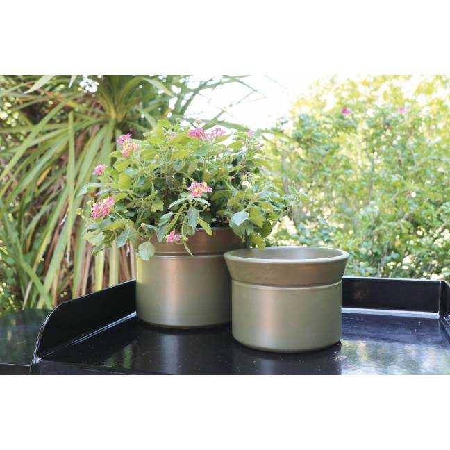 Vase droit artisanal cylindrique col évasé Moreï kaki Mat'essence Green