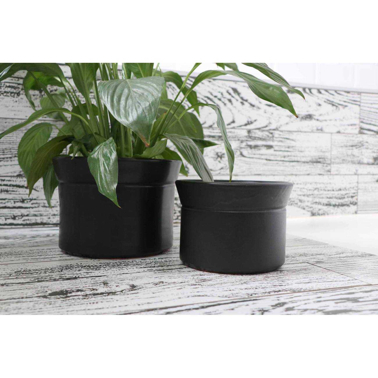 Vase droit artisanal cylindrique col évasé Moreï noir Mat'essence Black