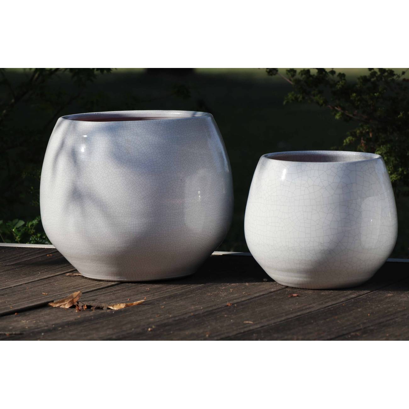 Pot en terre cuite rond et large en forme de U Cancale blanc Faïence de Marbre