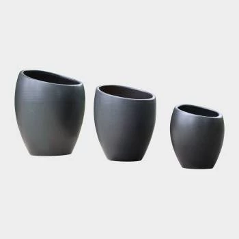 Vase décoratif design asymétrique allongé Orion noir Mat'essence Black