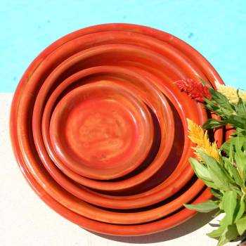 Grand pot forme goutte sur pied plateforme Cheyennes orange rouge Soleiados Sanguine