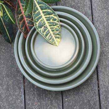 Pot rond large et profond sur plateforme Bahia kaki Mat'essence Green