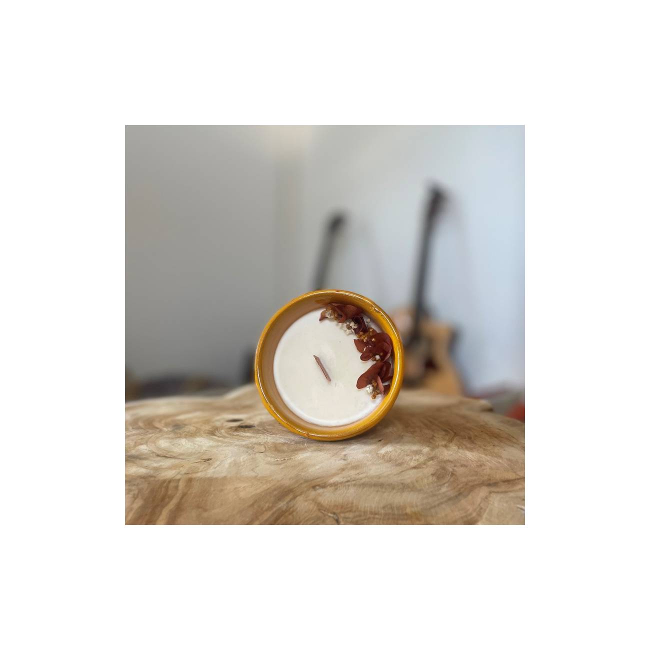 Photo bougie Frangipanier Jasmin pot jaune Ibiza Sunshine avec fleur