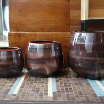 Pot en terre cuite rond et large en forme de U Cancale Châtaigne