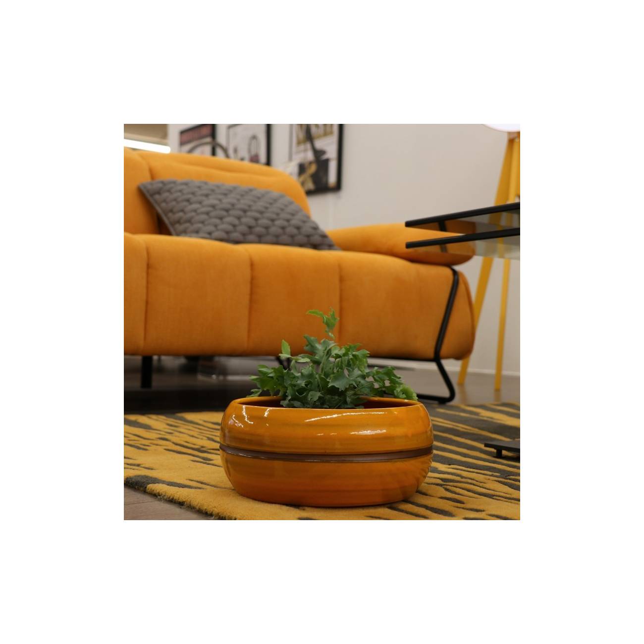 Pot bas et large forme de coupe ou vasque ronde Mélilo Jaune Bronze Ibiza Sunshine