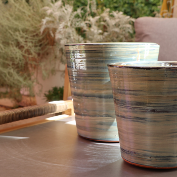 Vase en forme de V Gris et...