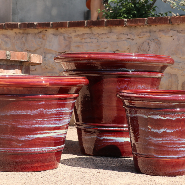 Grand Pot cuvier forme en V...